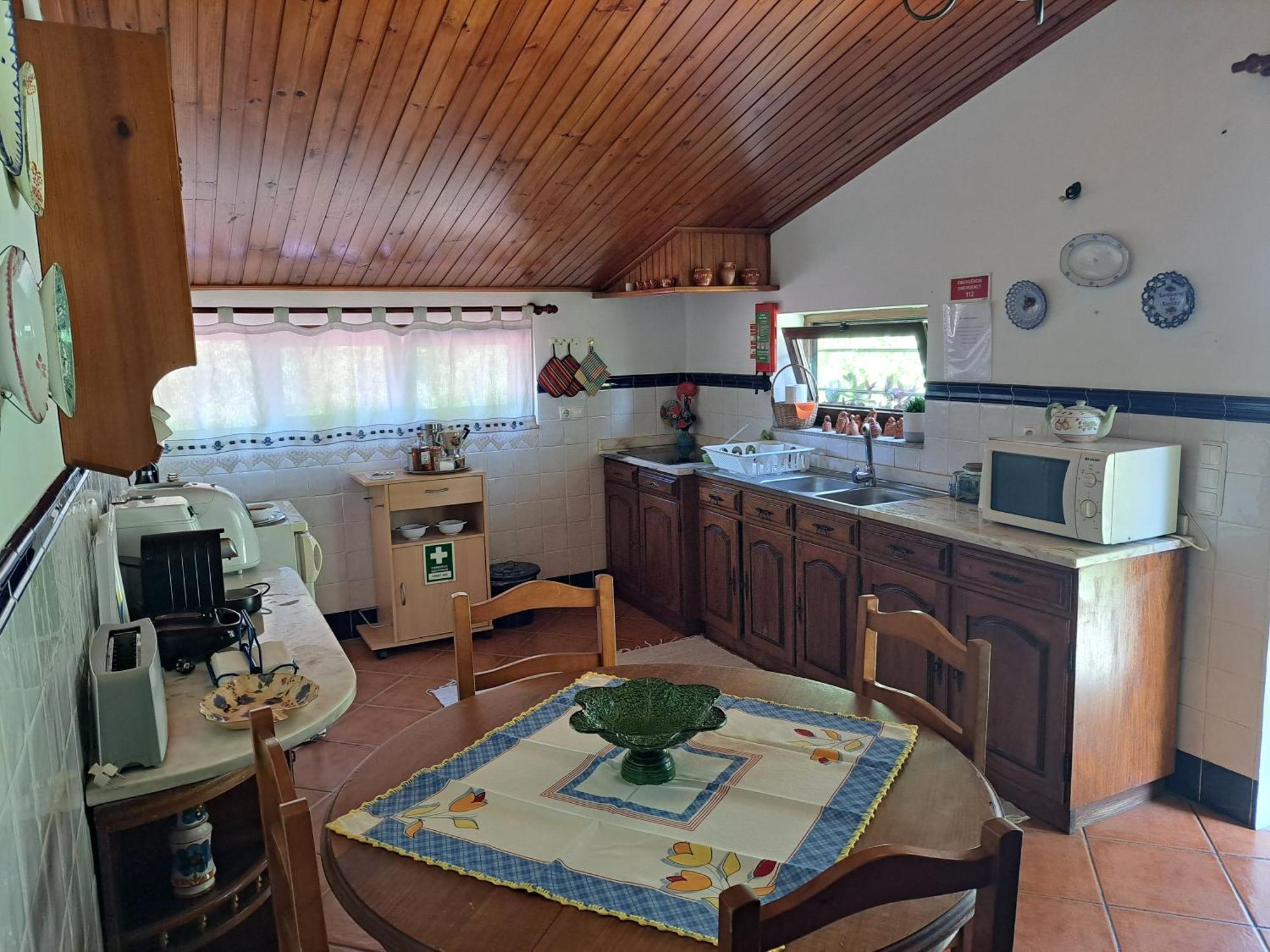 Quinta De Carcavelos Agroturismo E Enoturismo 세로리코데바스토 외부 사진